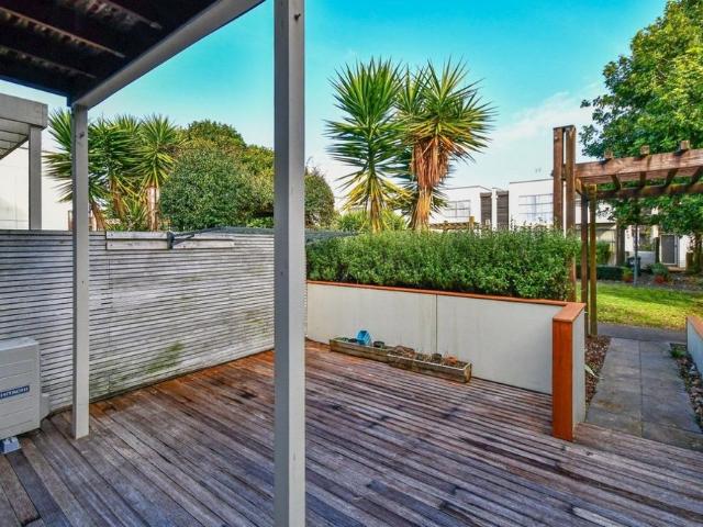 Townhouse for rent in Papakura