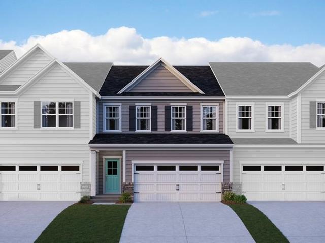 Townhouse for sale in Addison, Texas