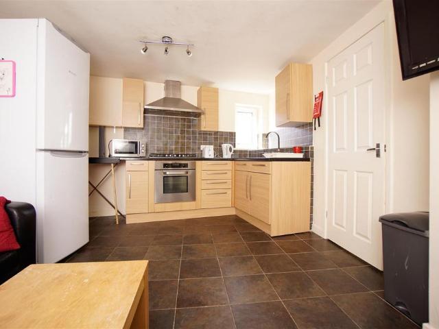 Apartment for rent in Greenbank, Mount Wise