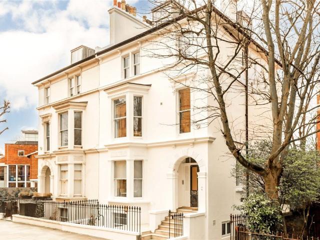 House for rent in Royal Borough of Kensington and Chelsea, Greater London