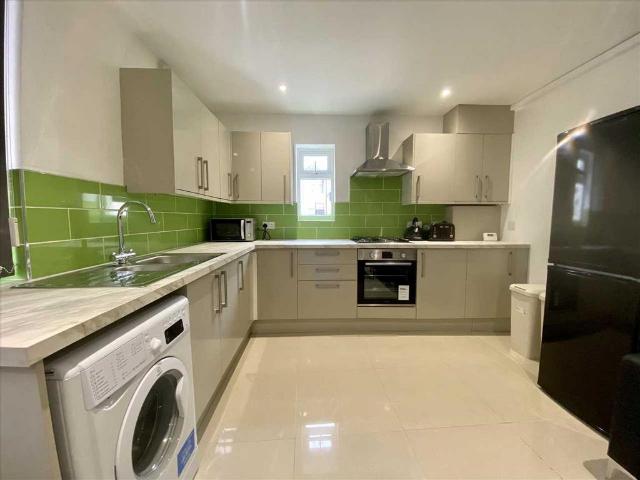 Apartment for rent in Greenbank, Plymouth