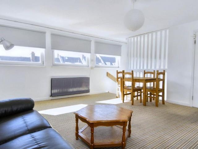 Apartment for rent in Greenbank, Mount Wise
