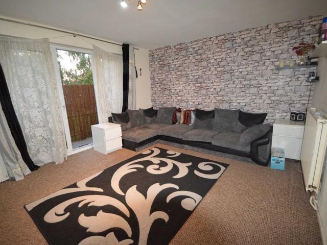 Apartment for rent in Hayes, Greater London