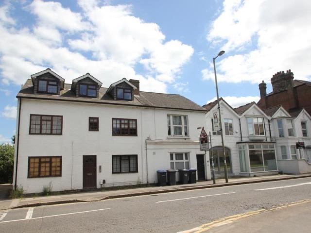 House for rent in Addlestone, Runnymede