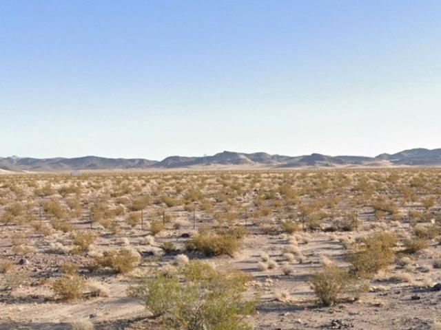 Land for sale in Mountain Pass, California