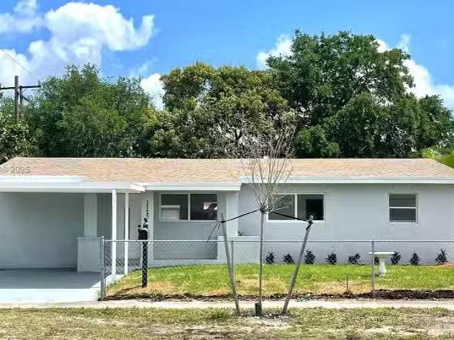 House for sale in Opa Locka