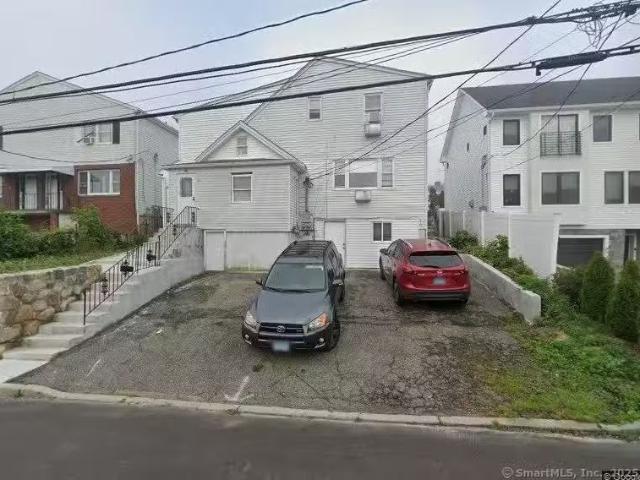 Condo for rent in Stamford