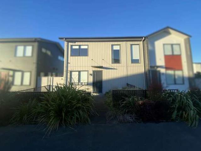Townhouse for rent in Auckland, Oroua County