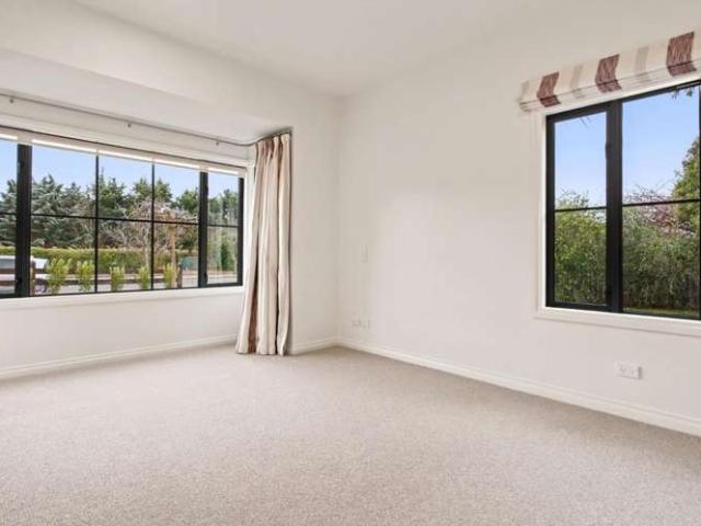 House for rent in Otakou