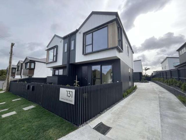 Townhouse for rent in Auckland, Oroua County