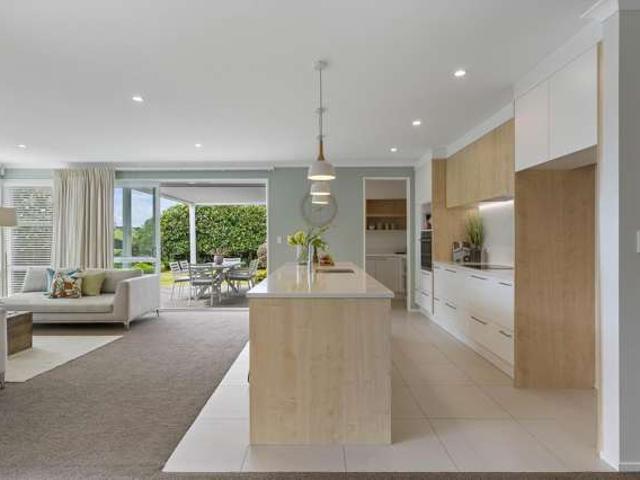 House for sale in Beachlands