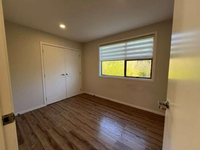 House for rent in Oratia