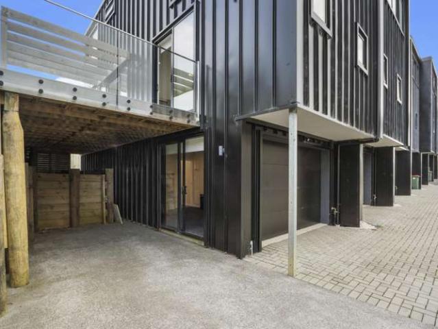 Townhouse for rent in Hillersden