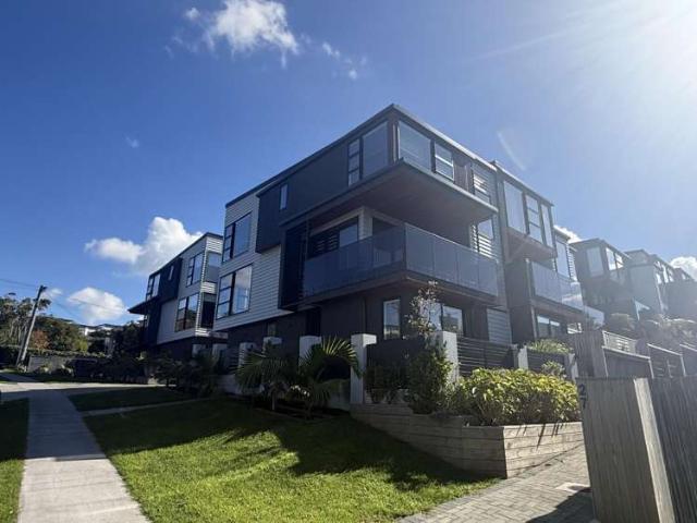 House for rent in Whangaparaoa