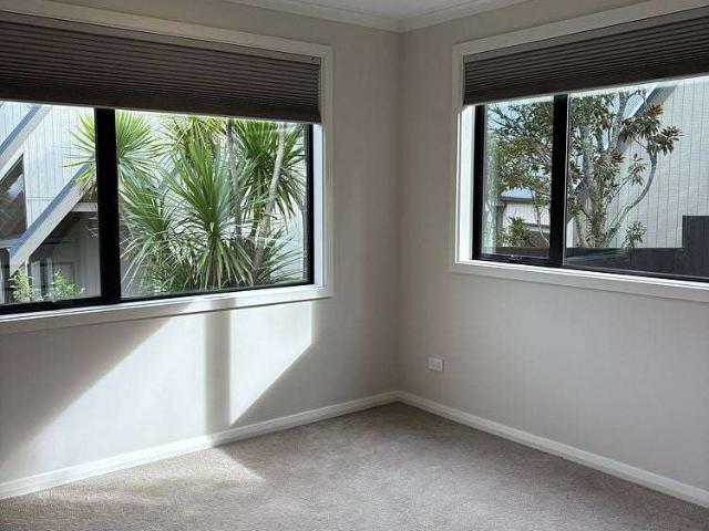 House for rent in Wairau Valley