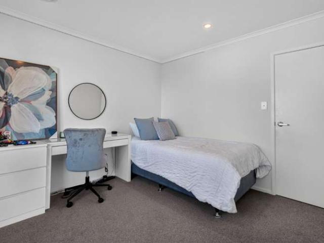 House for rent in Orewa