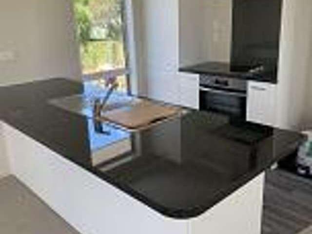 House for rent in Waitakaruru, Waikato