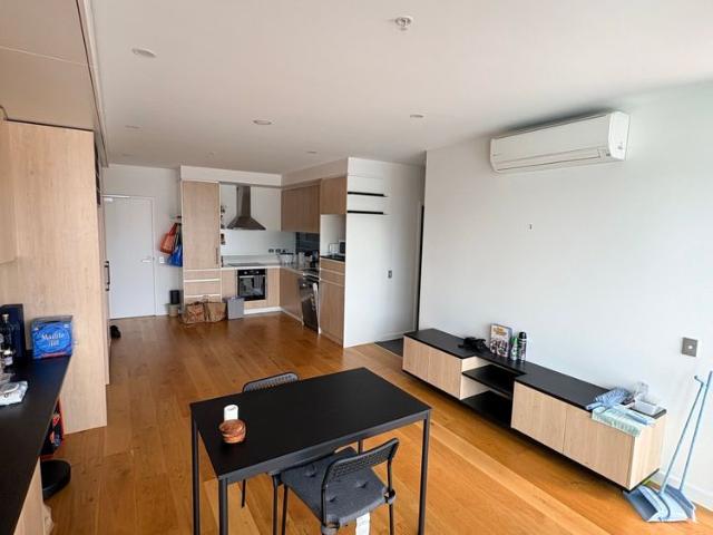 Room for rent in Adelaide