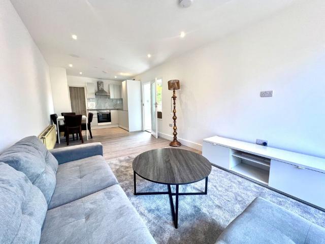 Apartment for rent in Shepherd's Bush, Greater London