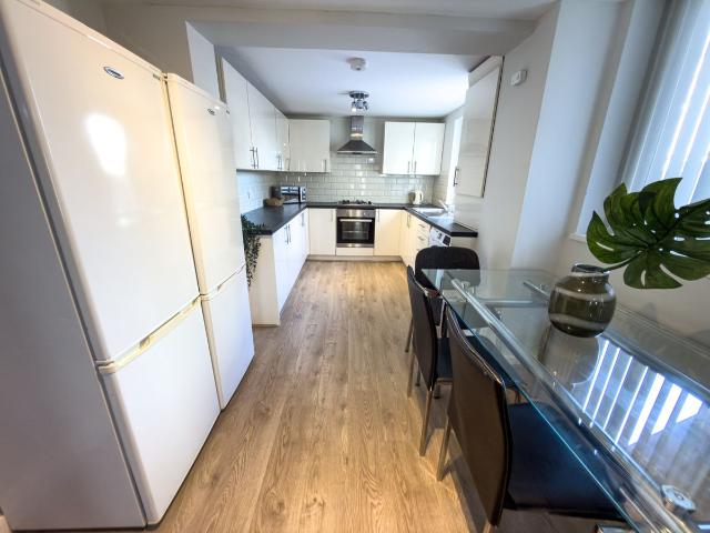 House for rent in Kensington, Calderstones