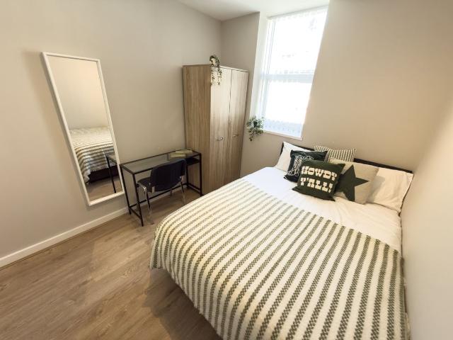 House for rent in Kensington, Calderstones
