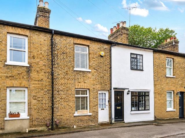 House for rent in Walton-on-Thames, Surrey