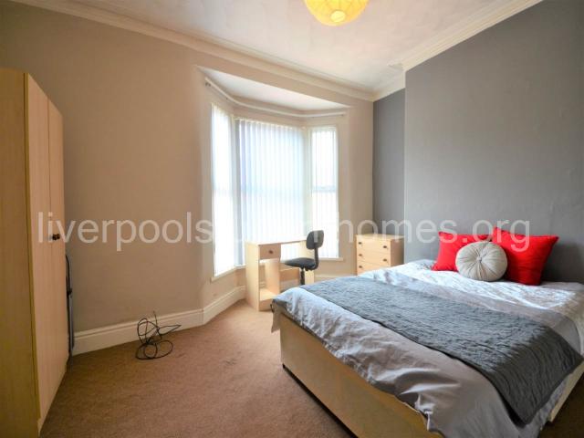 House for rent in Kensington, Calderstones