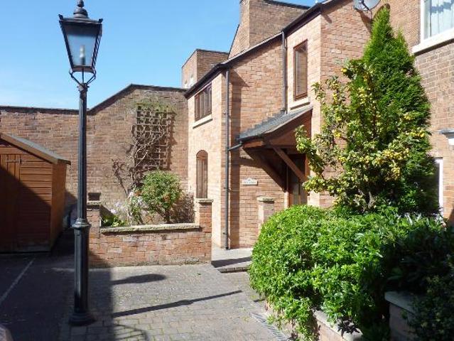 House for rent in Milverton, Green Close