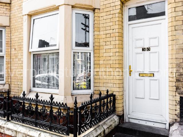 House for rent in Kensington, Calderstones