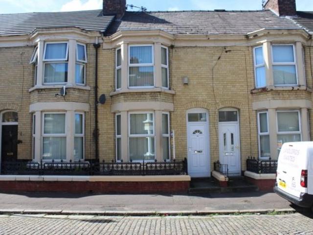 House for rent in Kensington, Calderstones