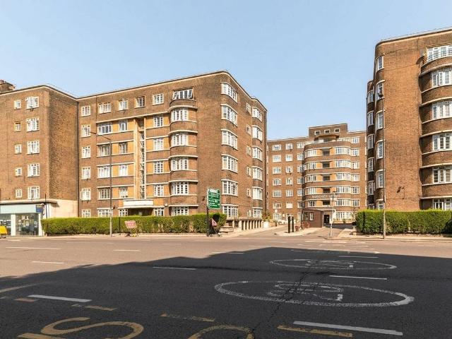 House for rent in Swiss Cottage, Greater London