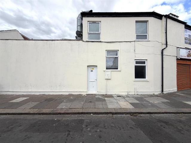Apartment for rent in Southall Green, Greater London