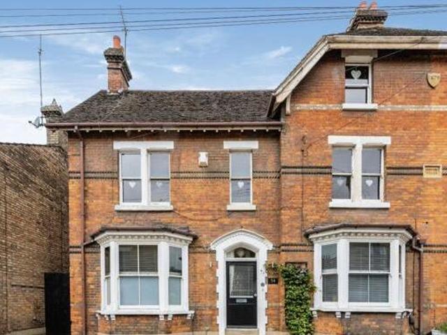 House for sale in Bedford