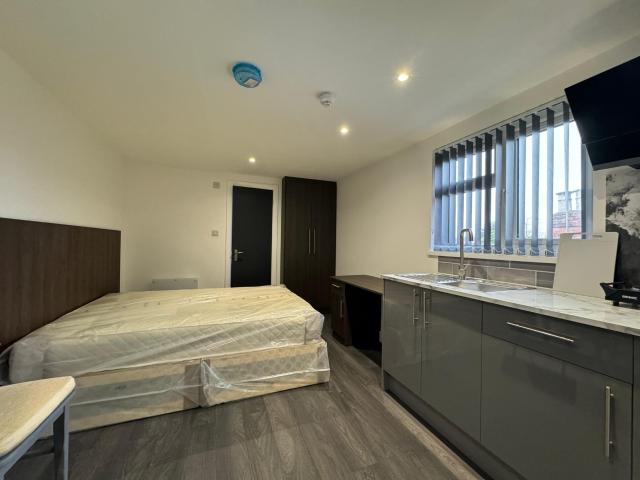 Studio for rent in London Borough of Hounslow, Greater London