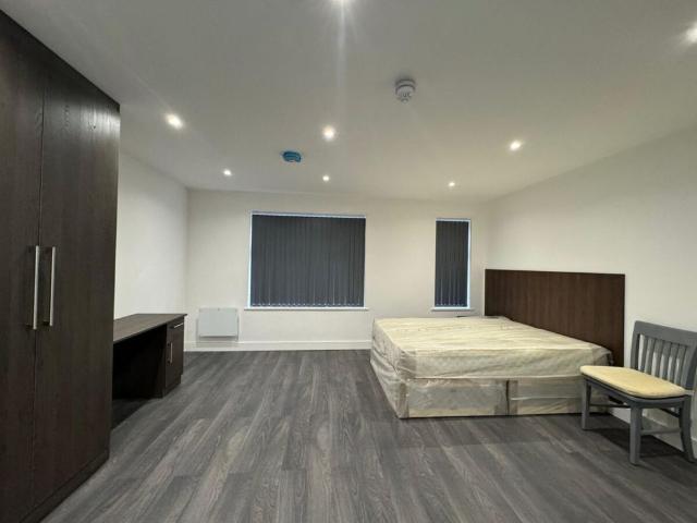 Studio for rent in London Borough of Hounslow, Greater London