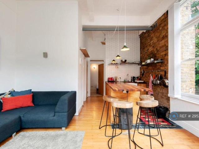 Apartment for rent in Stepney, Greater London