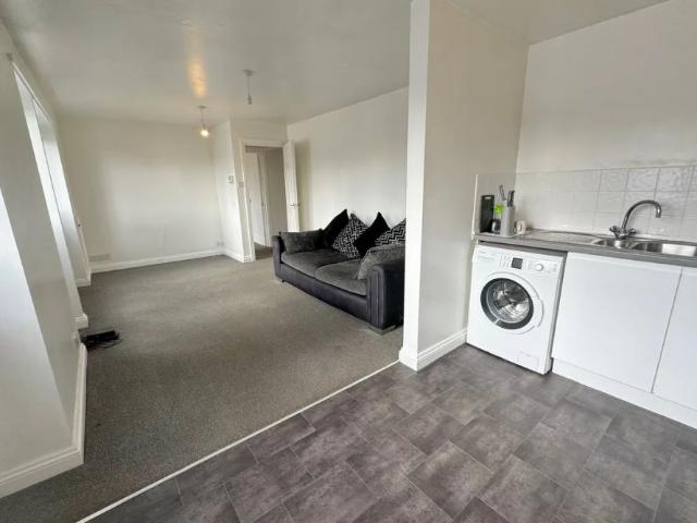 Apartment for rent in Boscombe, Bournemouth