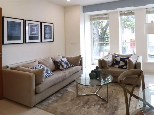 Apartment to rent in Bluebell, North Tipperary