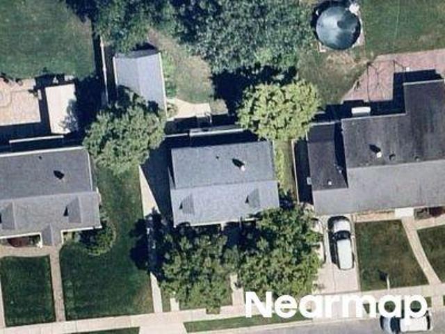 House for sale in Hillside Terrace at Hicksville, Hicksville