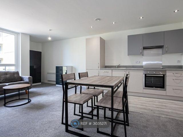 Studio for rent in Blackfriars, Salford