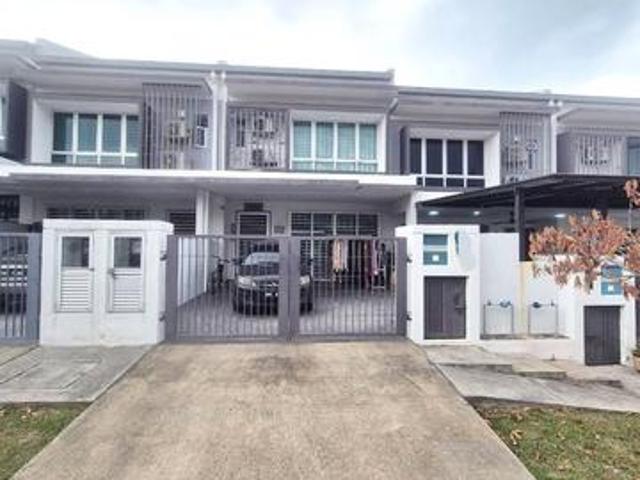 Terraced House for sale in Tanjong Sepat, Selangor