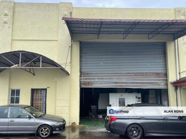 Warehouse for rent in Nilai, Negeri Sembilan