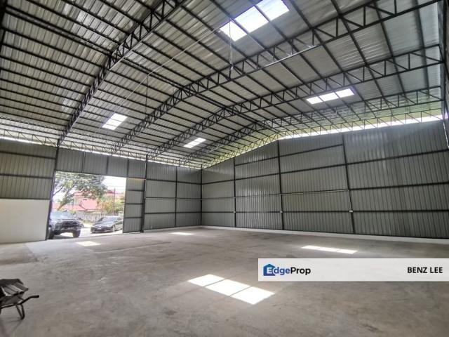 Warehouse for rent in Petaling, Alam Impian