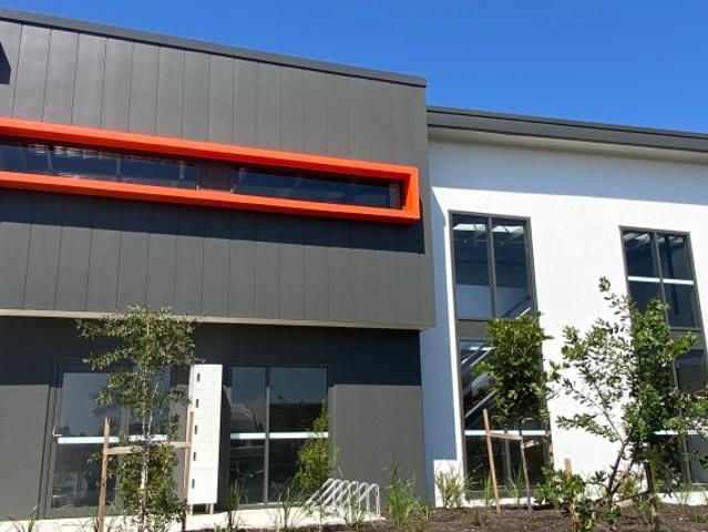 Warehouse for sale in Kings Creek, Queensland