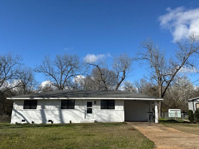 House for sale in Zebulon, Georgia