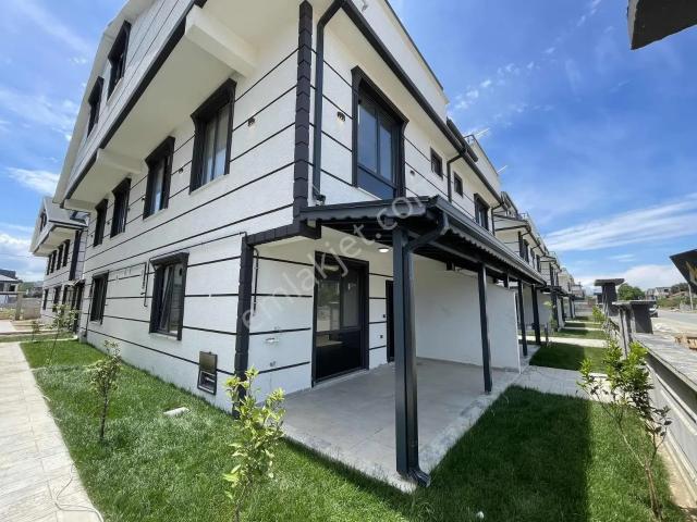 Kocaali, Sakarya içerisinde satılık Villa