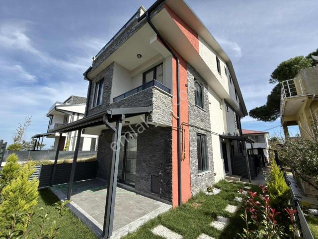 Alandere Mahallesi, Kocaali içerisinde satılık Villa