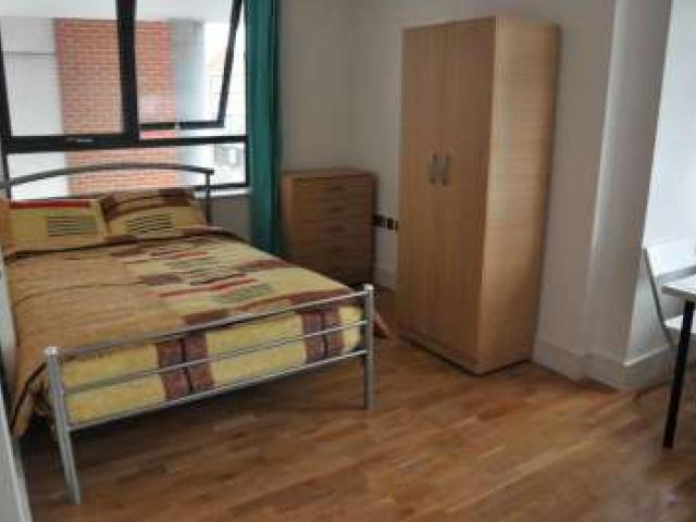 Room for rent in Limehouse, Greater London