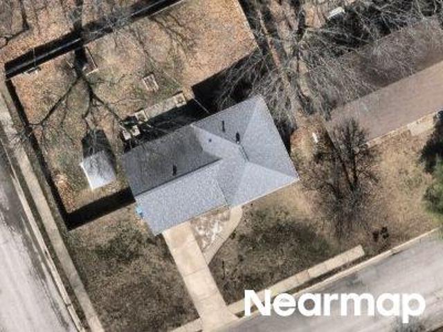 House for sale in Alton, Illinois