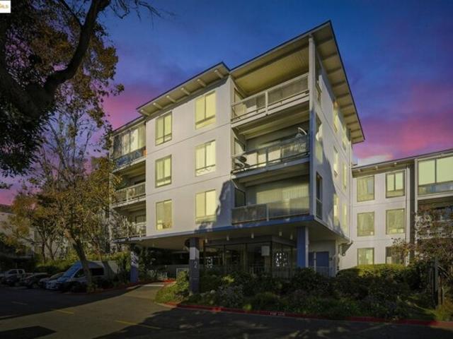 Condo for sale in Emeryville, California